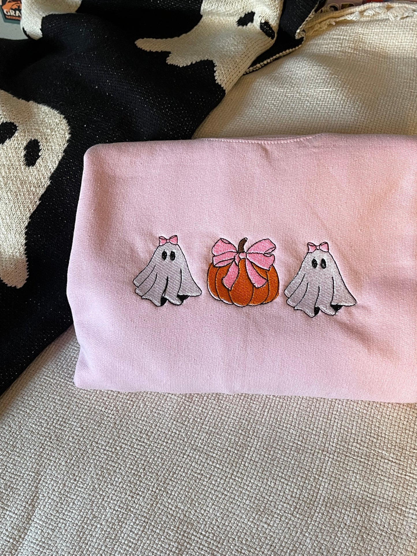 Girly Ghost Tshirt/Sweatshirt