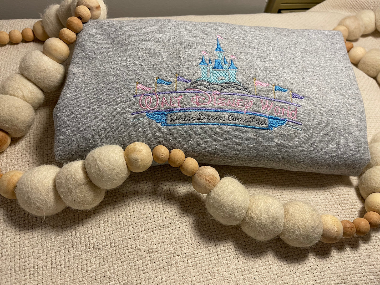 WDW Gate Tshirt/Sweatshirt
