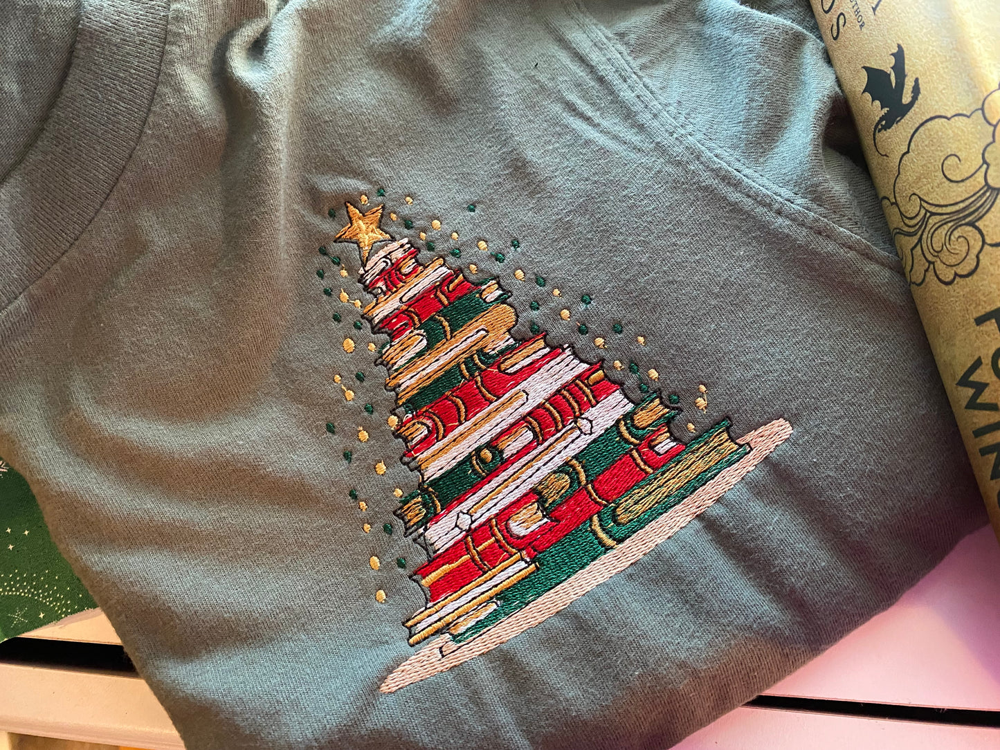 Book Tree Christmas Tshirt/Sweatshirt
