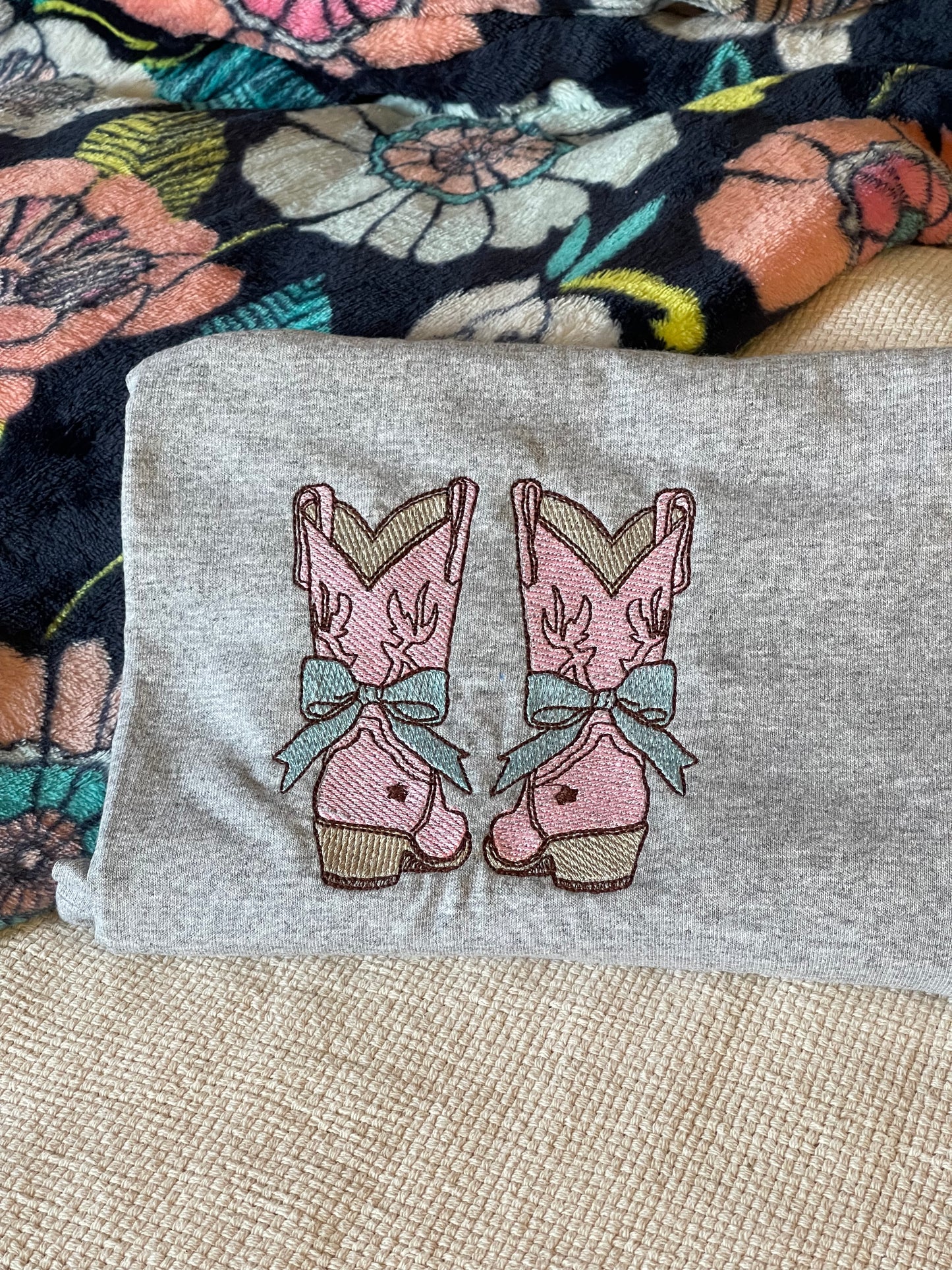 Coquette Cowgirl Boot Tshirt/Sweatshirt
